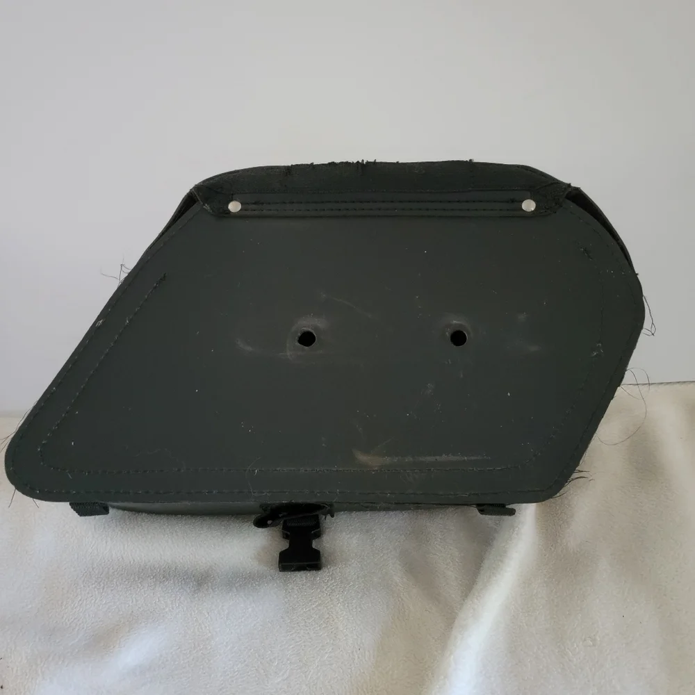 Saddlemen Small Left Side Black Motorcycle Saddlebag Slant Criusin